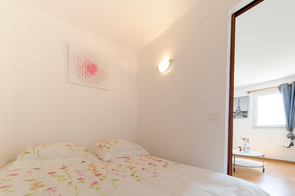 Le Marnois-Gare Apartamento Noisy-le-Grand Quarto foto